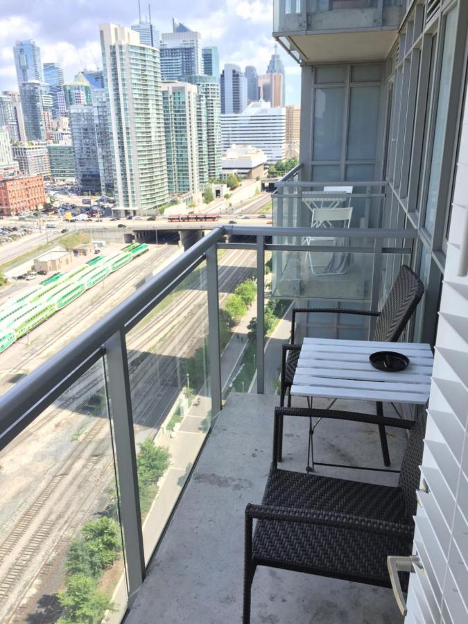 Stylish And Bright 2Br Condo In The Heart Of Downtown Toronto Eksteriør billede